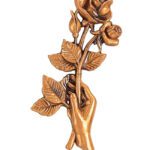 Χέρι Με Λουλούδι Σε Απόχρωση Οξυντέ.