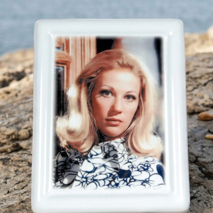 Εκτύπωση φωτογραφίας σε ορθογώνια πορσελάνη με κορνίζα 17x22 cm